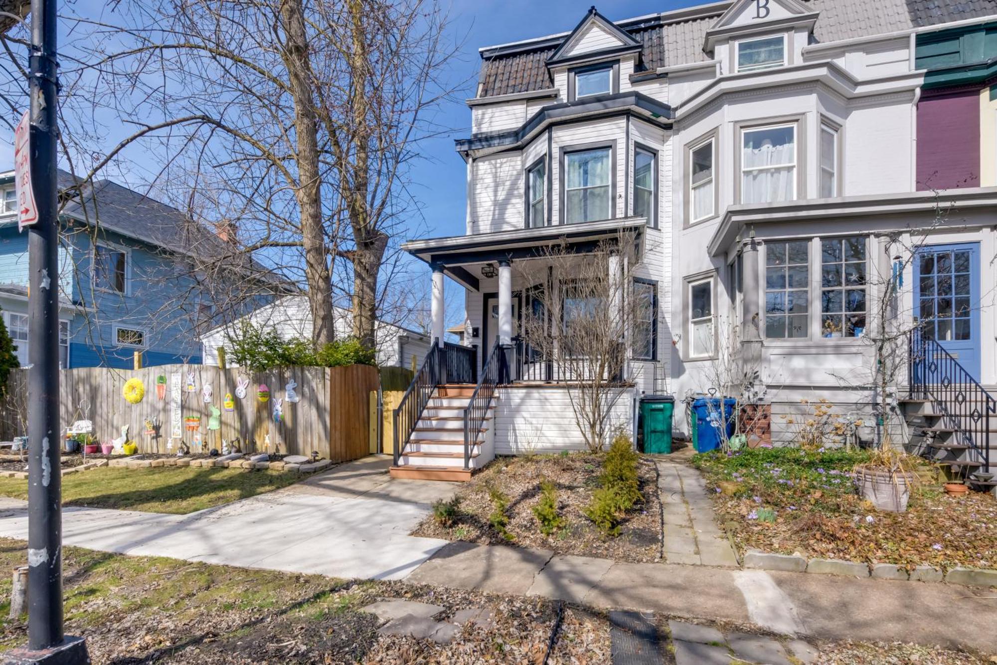 Historic Buffalo Row House Near Delaware Park Экстерьер фото